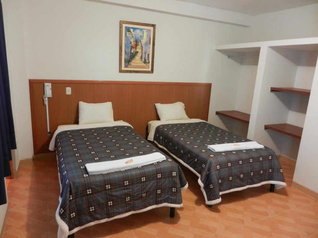 Hotel Colibri ชิกลาโย ภายนอก รูปภาพ