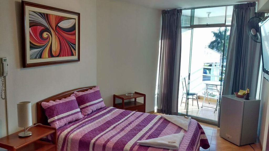 Hotel Colibri ชิกลาโย ภายนอก รูปภาพ
